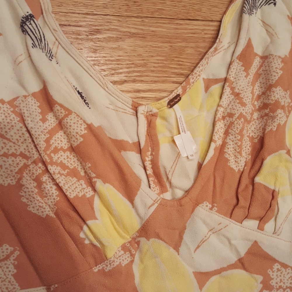 Free People top - Picture 6 of 7